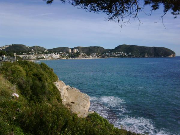 Unipublic revela que La Vuelta Femenina renovada comenzará en la Costa Blanca