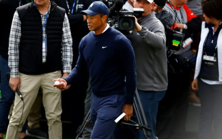 Woods vuelve a la acción en Riviera, primera salida del Tour en siete meses