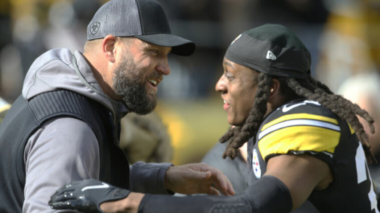 Ben Roethlisberger no cree que los Steelers quieran reclutar un tackle en la Ronda 1. Crédito obligatorio: Charles LeClaire-USA TODAY Sports