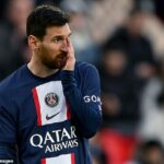 El PSG está considerando dejar que Lionel Messi se vaya gratis al final de su contrato, dicen los informes