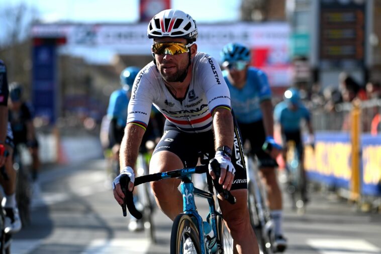 El equipo Astana de Mark Cavendish refuta la afirmación de que incumplió el contrato de gafas de sol