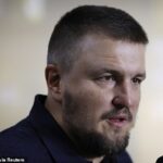 El promotor de Oleksandr Usyk, Alex Krassyuk, dice que la pelea indiscutible por el título de peso pesado del ucraniano con Tyson Fury está en peligro debido al dinero.