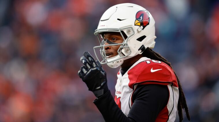 Facturas involucradas en el mercado comercial de DeAndre Hopkins, según informe