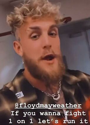 Jake Paul afirma que Floyd Mayweather y su séquito de '50 tipos' lo 'asaltaron' después de un juego de Miami Heat