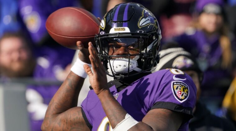 Lamar Jackson se burla de una próxima entrevista en medio de negociaciones contractuales