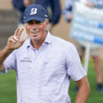 Los 'viejos' Matt Kuchar, Padraig Harrington en lo más alto de la clasificación del Valero Texas Open