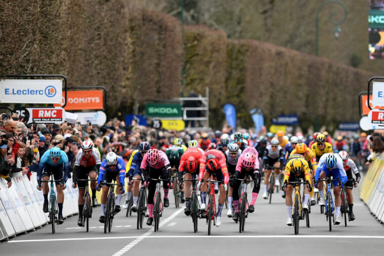 Mads Pedersen toma el liderato general de París-Niza después de correr para ganar la etapa dos