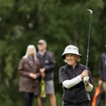 Más de 50 años después de ganar el US Women's Amateur, esta consumada jugadora consiguió otro día en el centro de atención.