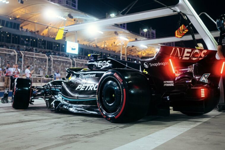 Mercedes traerá 'cambios visibles' a W14 en 'próximas carreras'