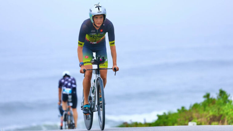 Laura Philipp bicicleta 2023 crédito de la foto IRONMAN Sudáfrica