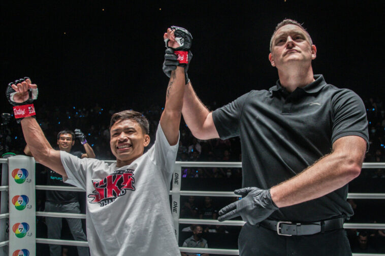 Banluerit gana en ONE Friday Fights 8