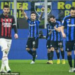 El AC Milan y su rival Inter han sido empatados en casa en el partido de ida de los cuartos de final de la Liga de Campeones.