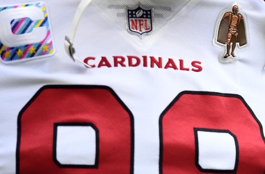 Uniforme de los Cardenales de Arizona.  (Nick Cammett/Getty Images)