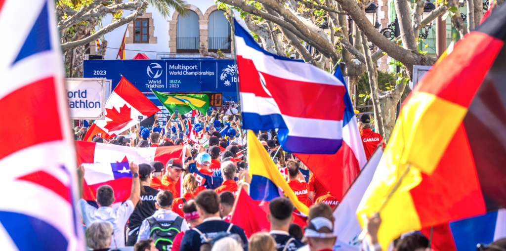 Capturado en imágenes: desfile campestre Campeonato Mundial de Triatlón Multideporte - Triatlón Hoy