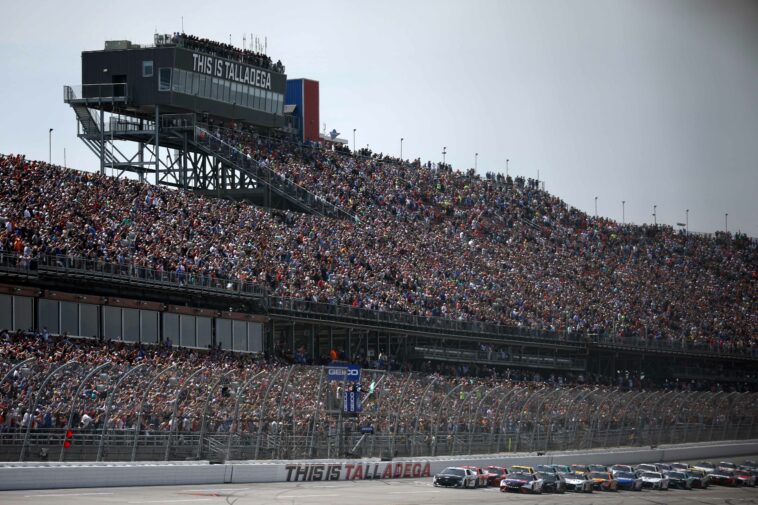 Clasificaciones de NASCAR TV: Talladega Superspeedway (abril de 2023)