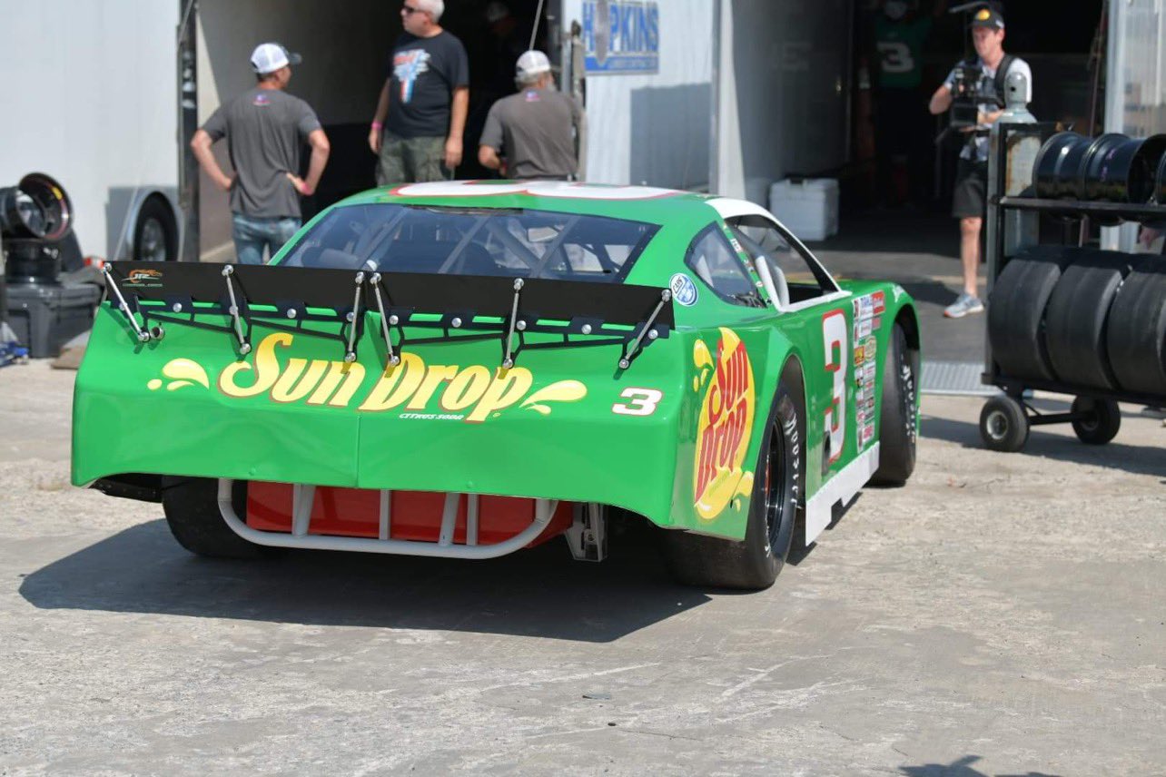 Dale Earnhardt Jr y Sun Drop firman una renovación de patrocinio de varios años