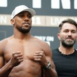 Eddie Hearn (derecha) ha pedido a Anthony Joshua (izquierda) que tenga otra pelea antes de enfrentarse a Tyson Fury