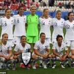 El equipo de fútbol femenino de Nueva Zelanda se deshizo de los pantalones cortos blancos de su uniforme después de que las jugadoras expresaron su preocupación por jugar con su período.