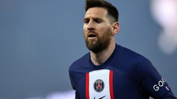El jefe del PSG, Christophe Galtier, critica a los fanáticos por abuchear 'muy duro' a Lionel Messi