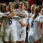 Inglaterra celebra un gol en la Copa Arnold Clark este año