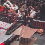 Dante Martin fue powerbombed a través de dos mesas por Penta El Zero M