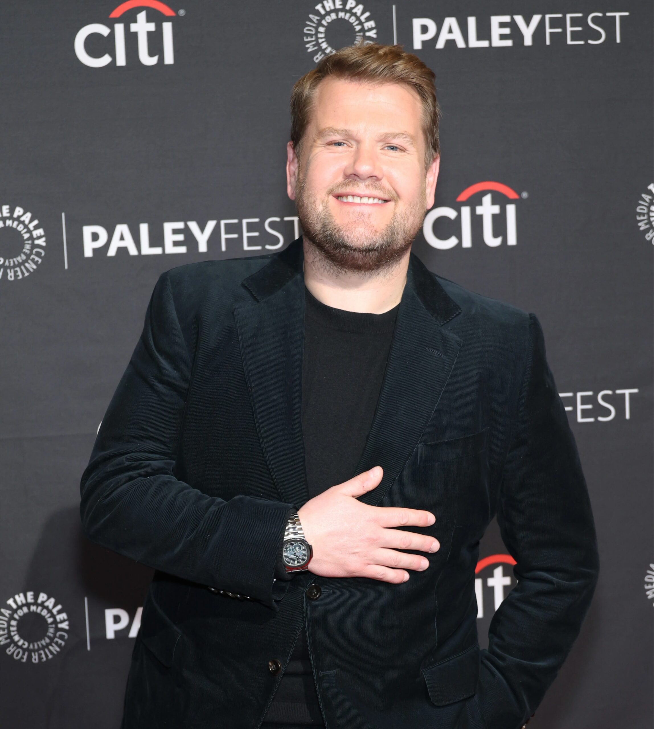 James Corden jugó un papel en su regreso al club