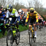 Girmay, Van der Hoorn y De Gendt, todos fuera de la París-Roubaix