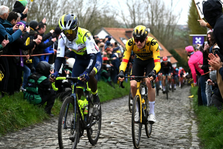 Girmay, Van der Hoorn y De Gendt, todos fuera de la París-Roubaix