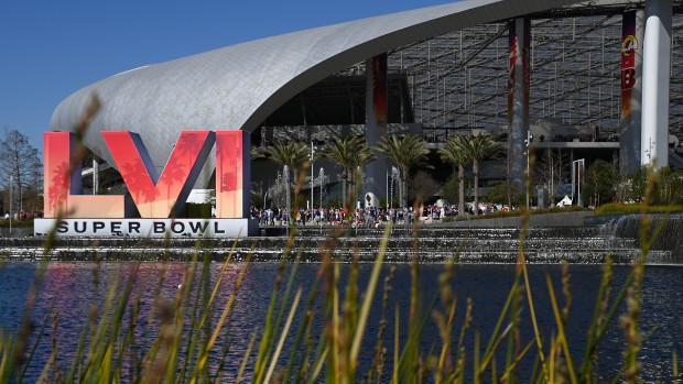 Informe: Surgen contendientes para albergar Super Bowls LX, LXI en 2026, '27