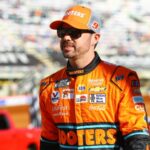 Josh Berry permanecerá en espera para Chase Elliott en Martinsville