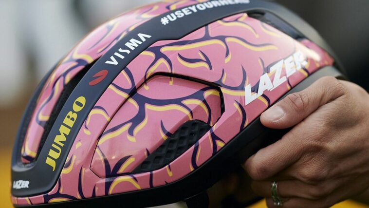 Jumbo-Visma usará cascos de diseño cerebral en Paris Roubaix para crear conciencia sobre los cascos
