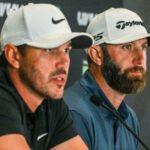 Brooks Koepka y Dustin Johnson hablan con los medios antes del LIV Golf Team Championship 2022 en Trump National Doral