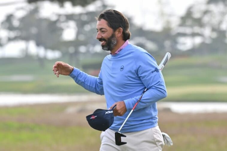 Larrazábal estaba entre un puñado de jugadores que se vieron obligados a jugar los últimos hoyos de la tercera ronda temprano el domingo.