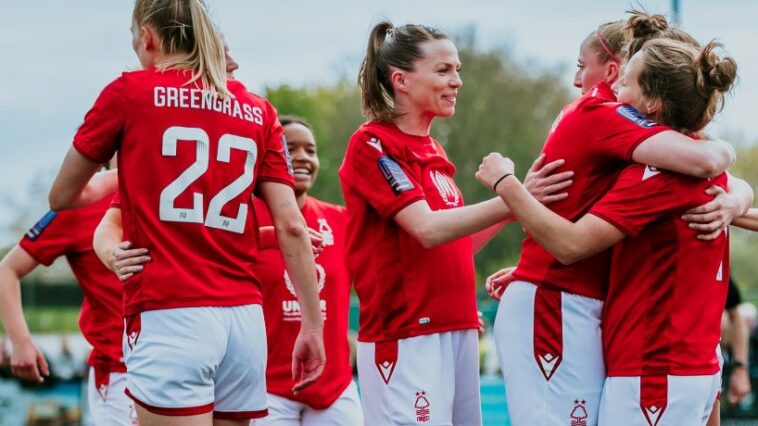 Las mujeres de Nottingham Forest ganan el título de la FAWNL Northern Premier