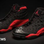 Las zapatillas de Michael Jordan se venden por un precio récord de 2,2 millones de dólares