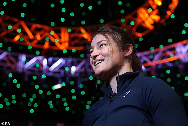 Los fanáticos del boxeo quedaron frustrados después de las entradas de € 80 (£ 70) para la pelea de bienvenida de Katie Taylor