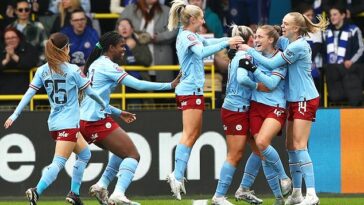 El Manchester City infligió una paliza de 6-2 al West Ham en la WSL el domingo por la tarde