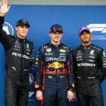 MELBOURNE, AUSTRALIA - 1 DE ABRIL: George Russell de Mercedes y Gran Bretaña, Max Verstappen de