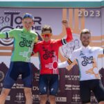 Miguel Ángel López se cae mientras dirigía la Vuelta al Gila