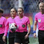 Tori Penso (CR), Brooke Mayo (L) y Felisha Mariscal (CL) fueron tres de los cuatro árbitros de la MLS