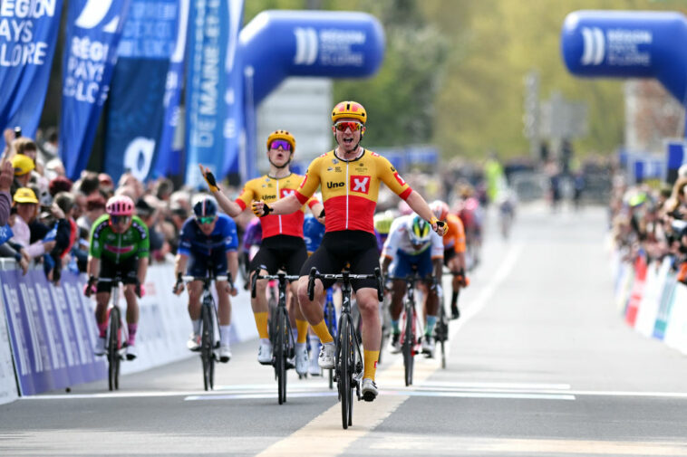 Pays de la Loire Tour: Uno-X hace doblete en la etapa 2 con Blikra y Fredheim