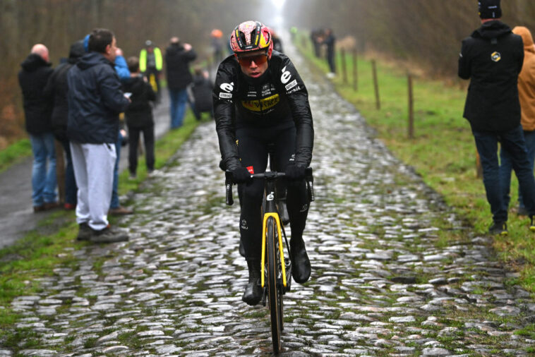 'Podría ser mejor': Wout van Aert lamenta el accidente de Flanders antes de la París-Roubaix