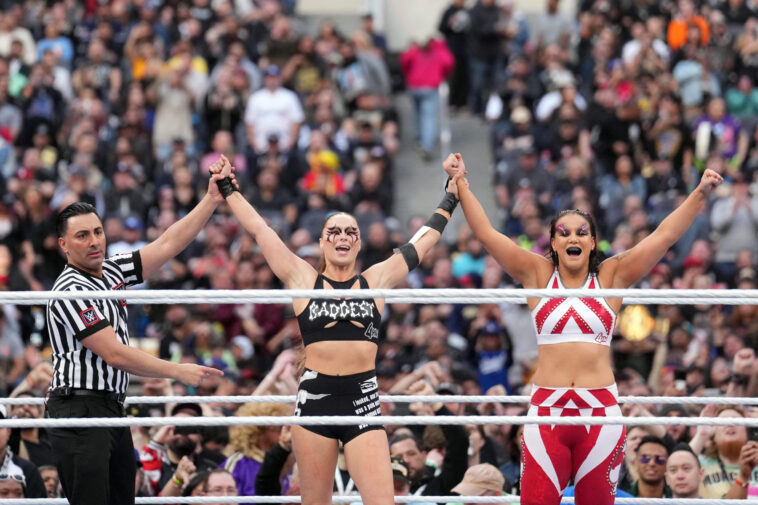 Ronda Rousey y Shayna Baszler ganaron el Women's Showcase Fatal 4-Way