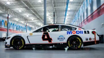 Kevin Harvick - Taller de Stewart-Haas Racing - NASCAR