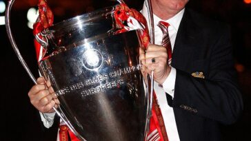 Sir Alex Ferguson ganó dos veces la Champions League de manera espectacular, lo que demuestra lo difícil que es cruzar la línea en la competición más importante del fútbol europeo.