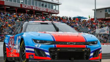 Erik Jones - Serie de la Copa NASCAR - North Wilkesboro Speedway