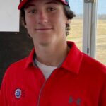 El estudiante de tercer año de Wimberley, Jaxon Donaldson, ganó la semana pasada el título estatal individual Clase 4A en el torneo de golf estatal de la UIL en Kingsland.  Fue su segunda corona estatal;  también ganó el estado cuando era estudiante de primer año.  Jugó al fútbol durante muchos años antes de dejarlo para jugar al golf.