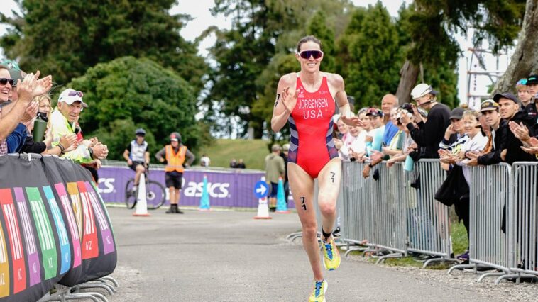 Gwen Joorgensen tercer lugar en el regreso de Taupo en 2023 crédito de foto Simon Dawson Photography