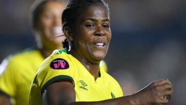 La delantera jamaicana Khadija Shaw ha sido nombrada Jugadora Femenina del Año de Concacaf para 2022.