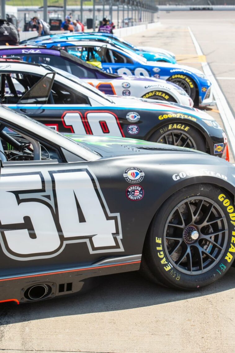 Ty Gibbs, Martin Truex Jr, Denny Hamlin - Serie de la Copa NASCAR - Joe Gibbs Racing